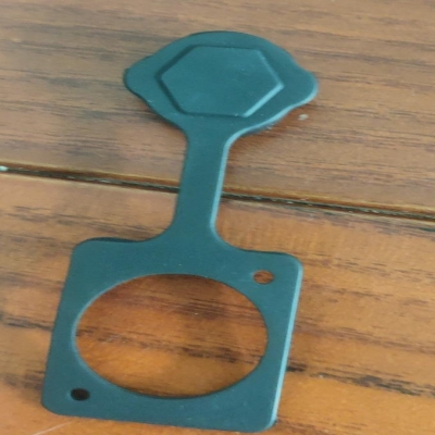 带防尘盖方形连接器